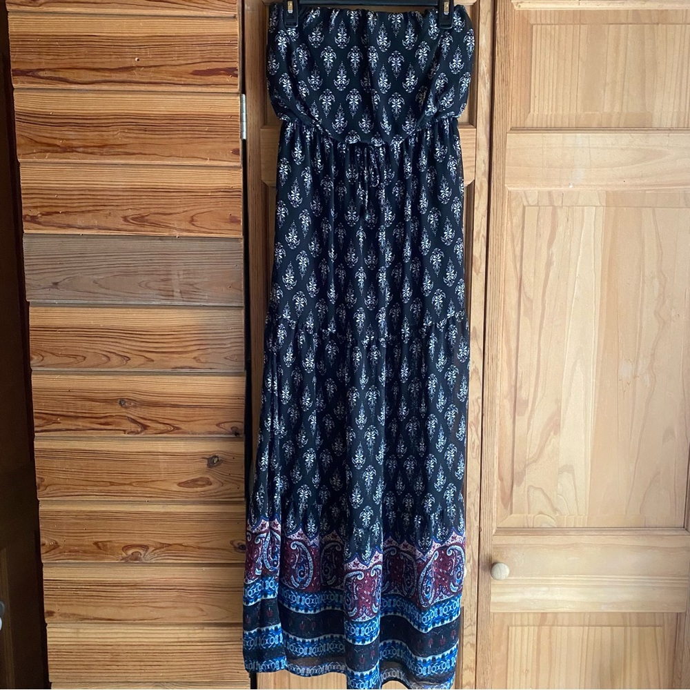 Socialite Strapless Dress